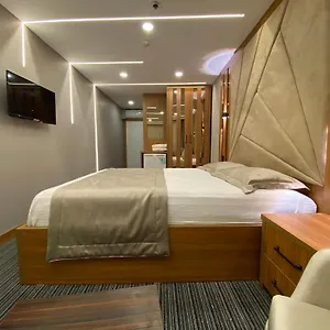 Besiktas Vip & Хостел